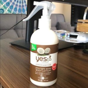 Yes To Ultra Light Spray Body Lotion